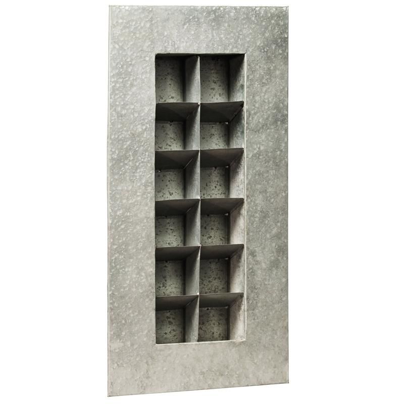 Gerson International 18-Inch Diameter Galvanized Metal Circular Wall Planter, Silver