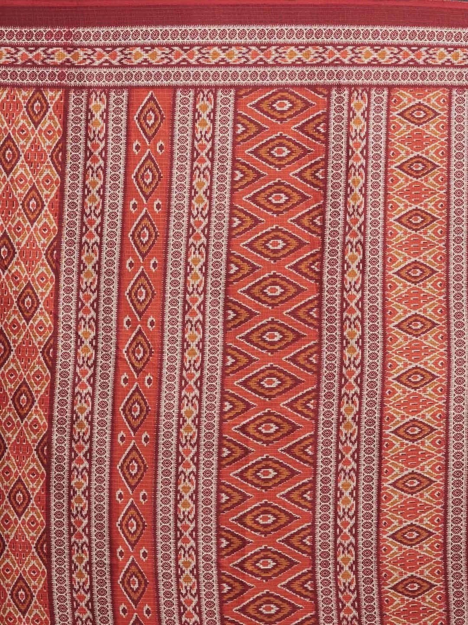 Vaamsi Maroon Printed Saree With Unstitched Blouse