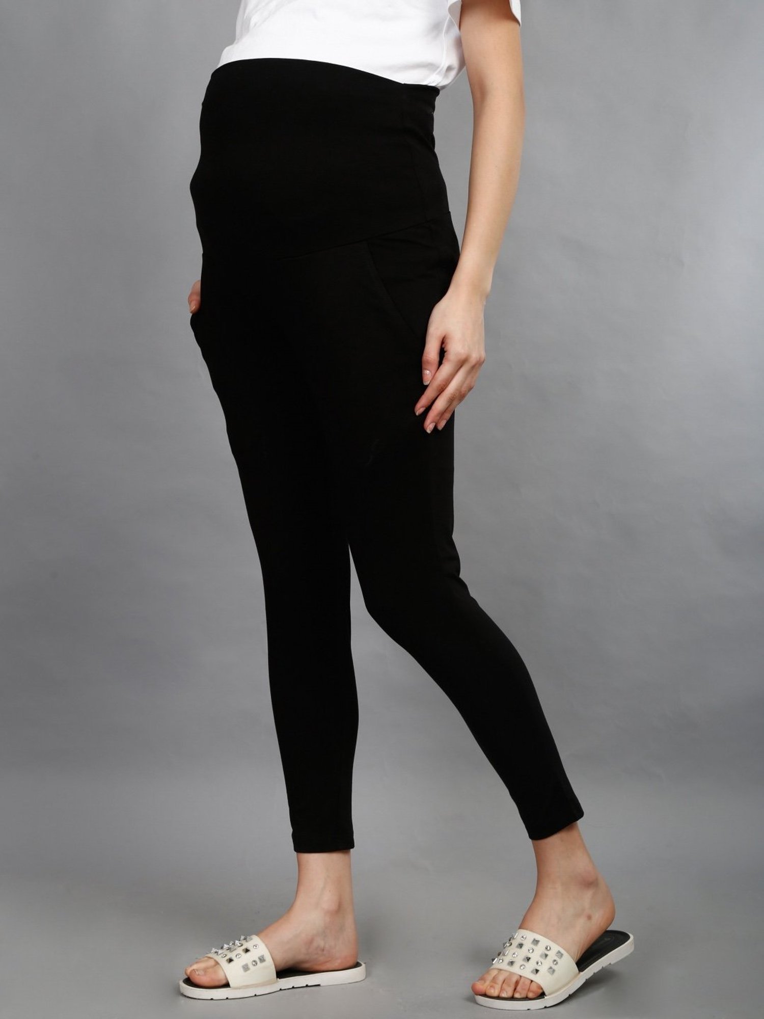 The Mom Store Black Relaxed Fit Leggings