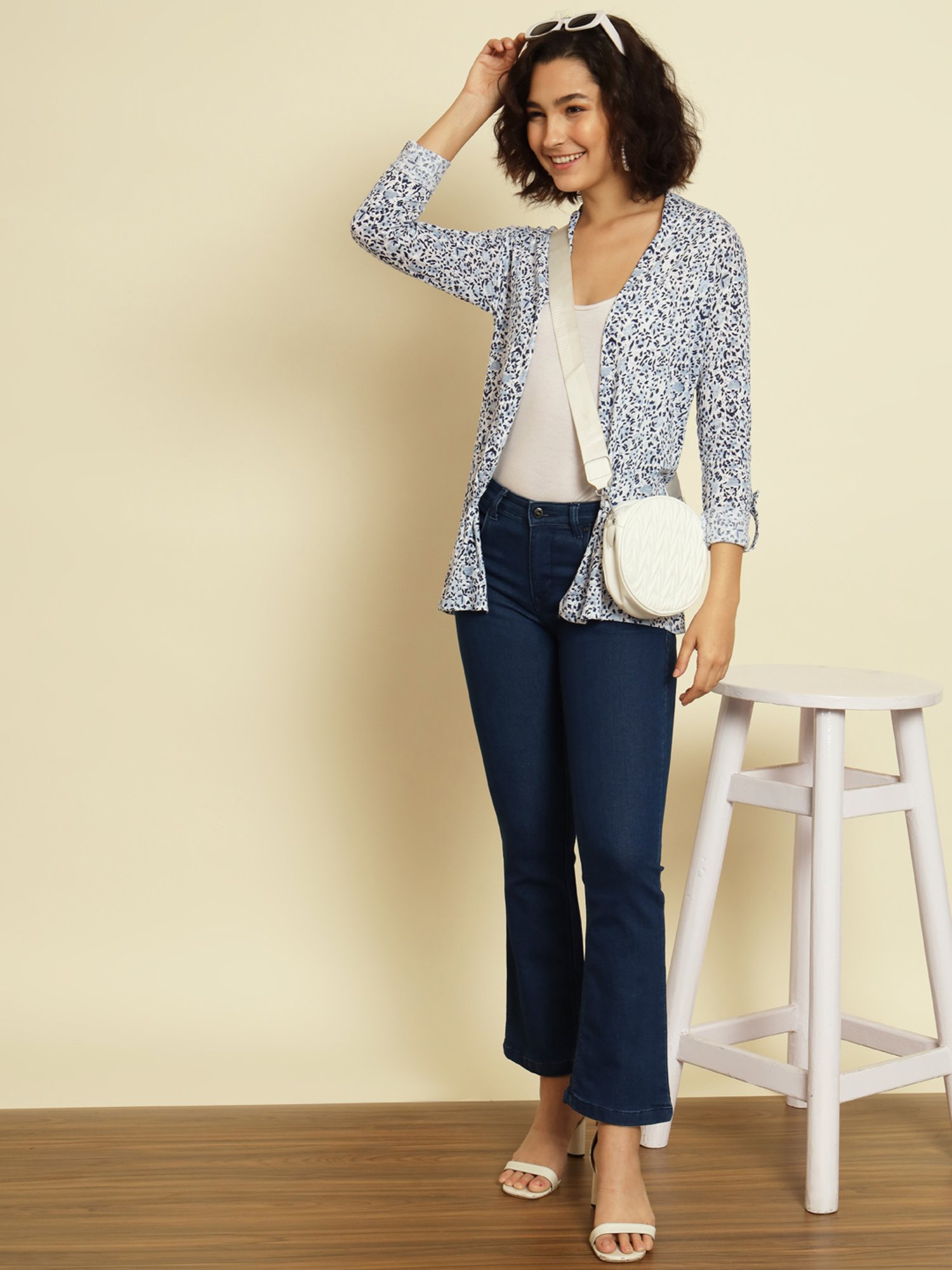 Mafadeny Black Striped Shrug