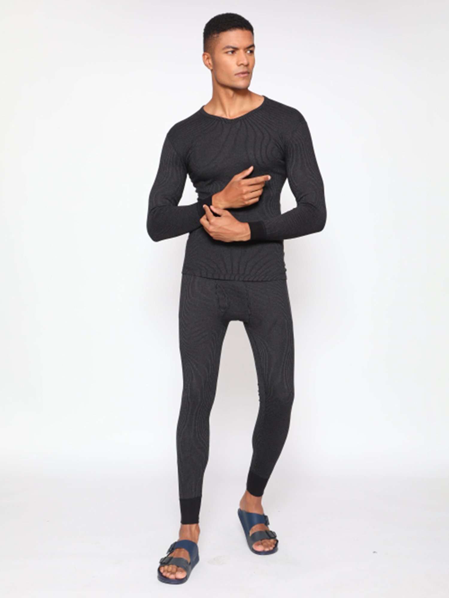 XYXX Black Thermal Top