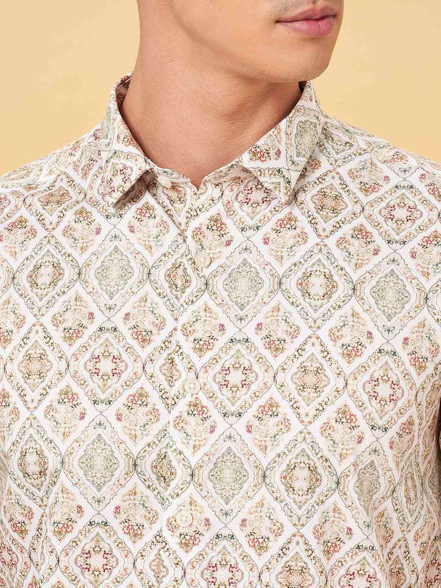 Peregrine By Pantaloons Cloud Cream Slim Fit Printed Shirt