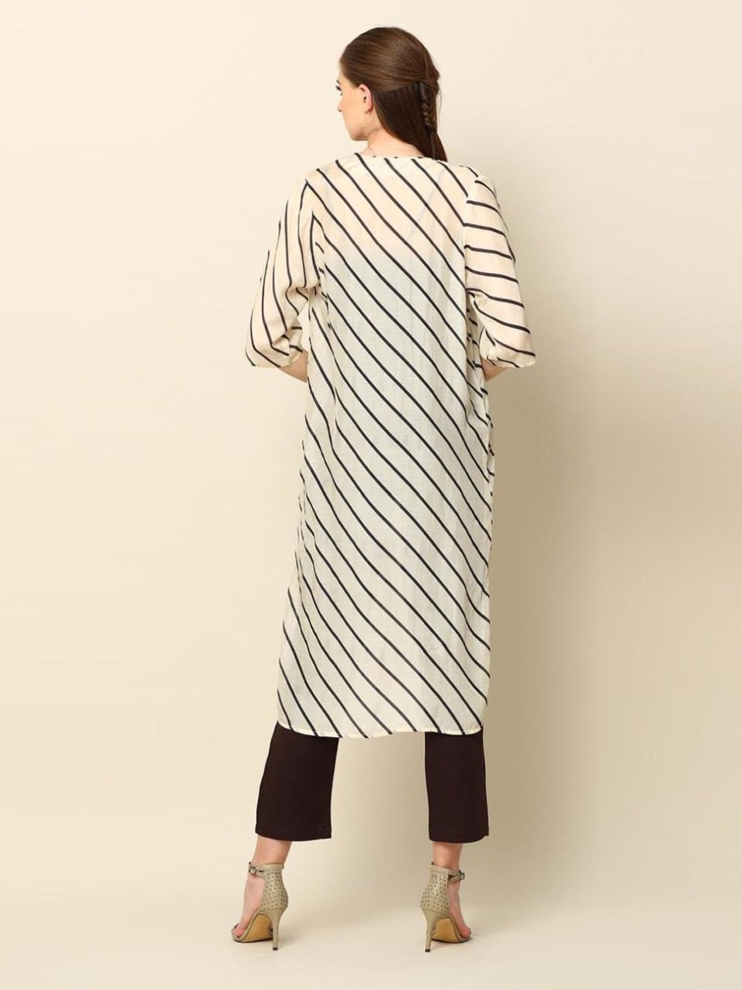 Saltpetre Off White Long Overlay