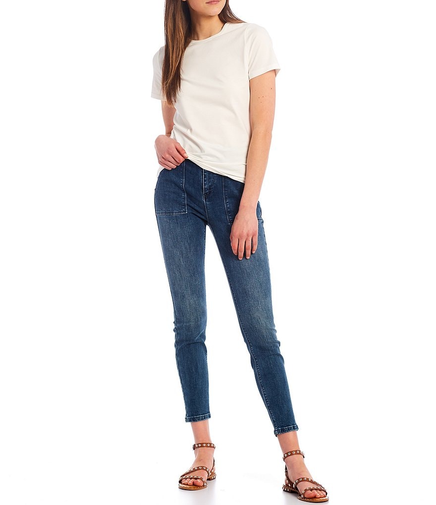 A Loves A Crew Neck Knit Tee