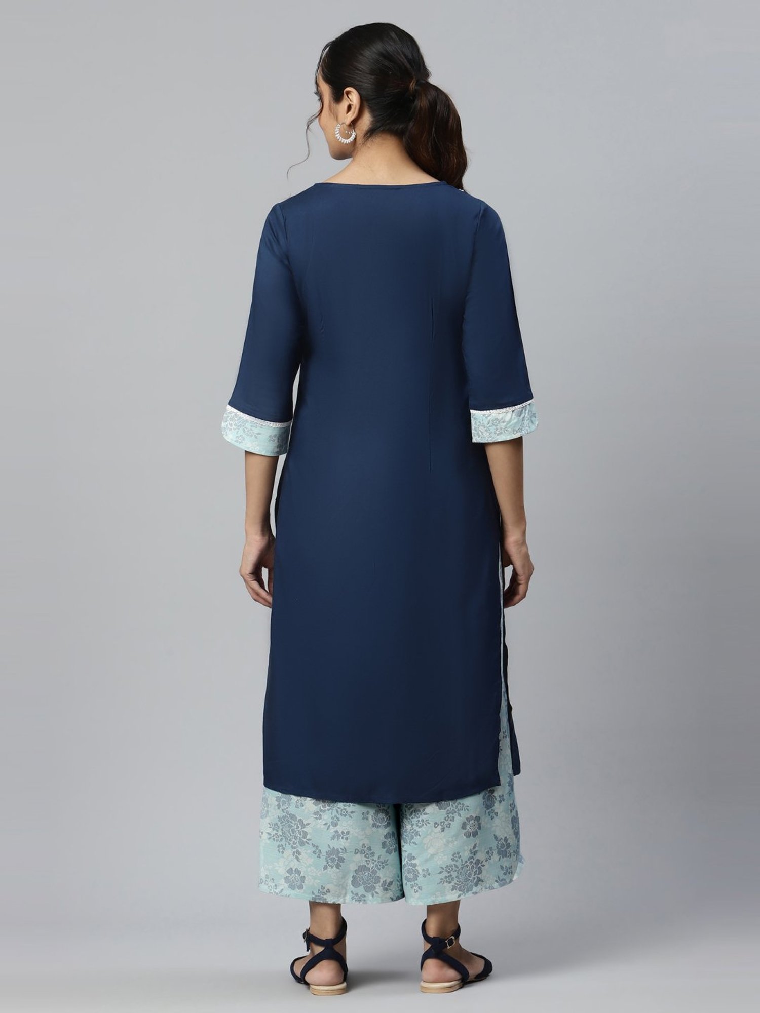 Aurelia Women Blue Floral Print Rayon Kurta Set with Culottes