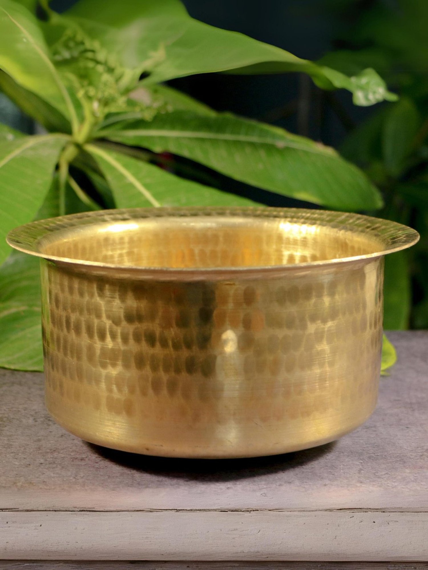 Ambi Beautiful Pure Brass Traditional Hammered Patila - 5 Lts