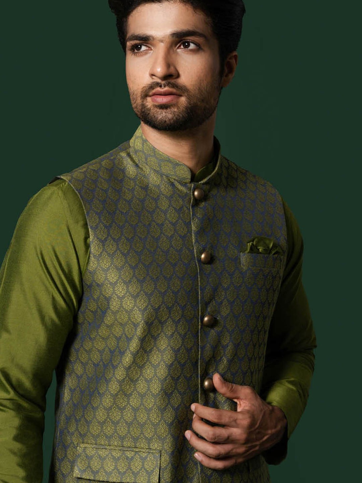 Sanwara Sea Green & White Cotton Regular Fit Chikankari Kurta Bottom Set