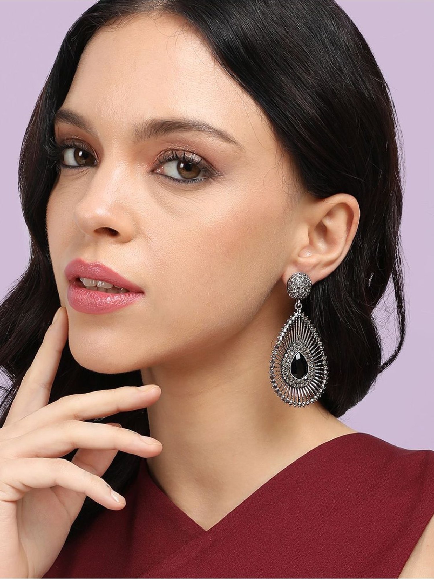 Sohi Women's Stone Lined Teardrop Drop Earrings  Black