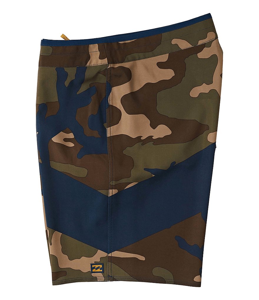 Tommy Bahama Baja Tails from the Sea 9#double; Inseam Board Trunks