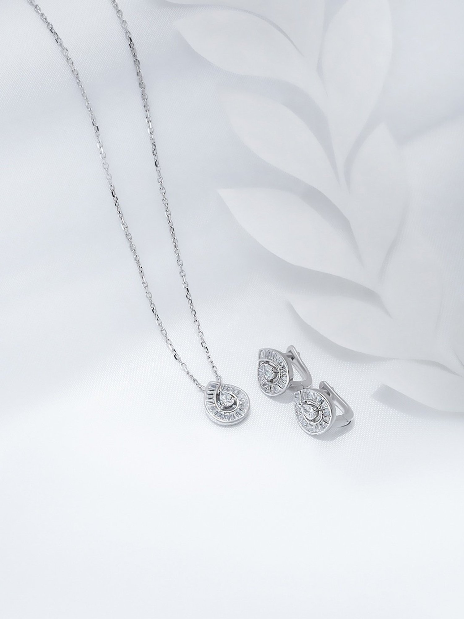 Silberry 92.5 Sterling Silver Princess Diana Necklace Set