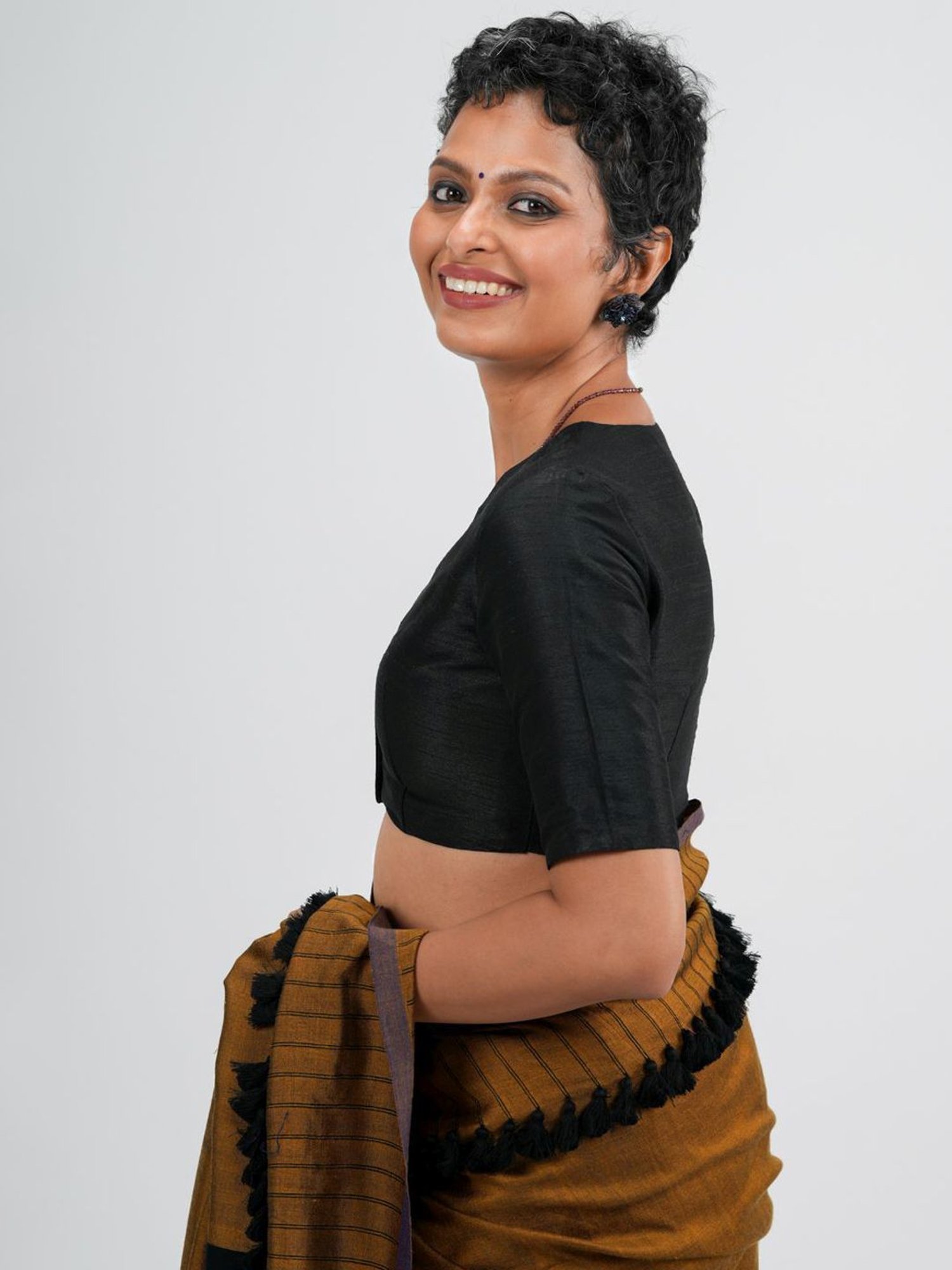 Suta Black V-Neck Blouse