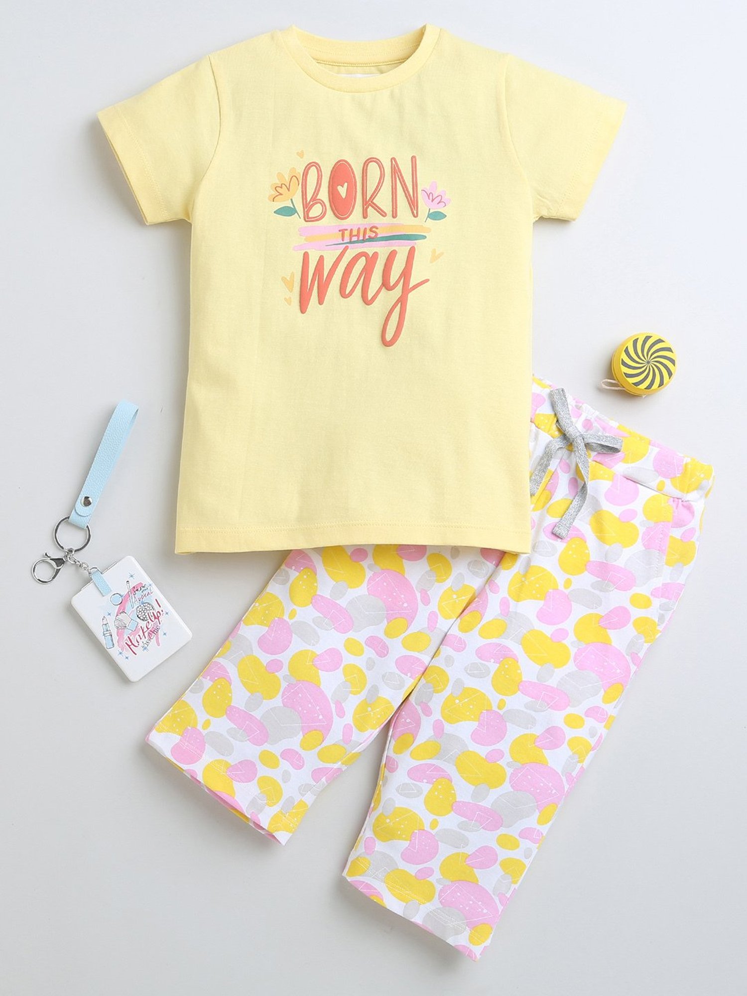 Bumzee Kids Multicolor Printed T-Shirt with Capri