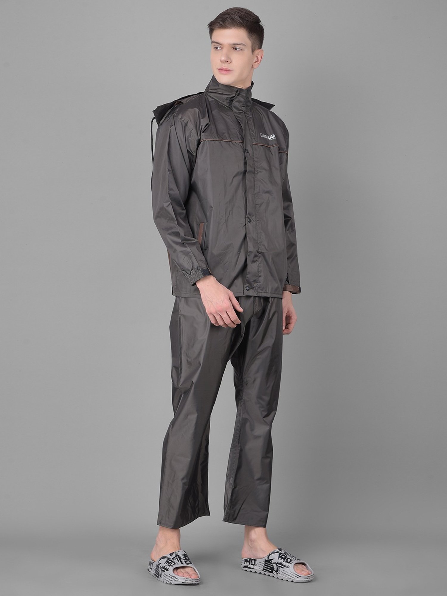 Wildcraft Red & Maroon Regular Fit Colour Block Rainwear Jacket