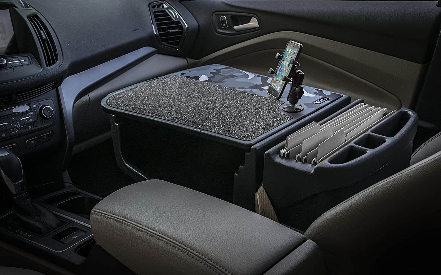 AutoExec AUE12500 Efficiency GripMaster Car Desk Urban Camouflage Finish with Phone Mount

AEGrip-02-Phone-UC