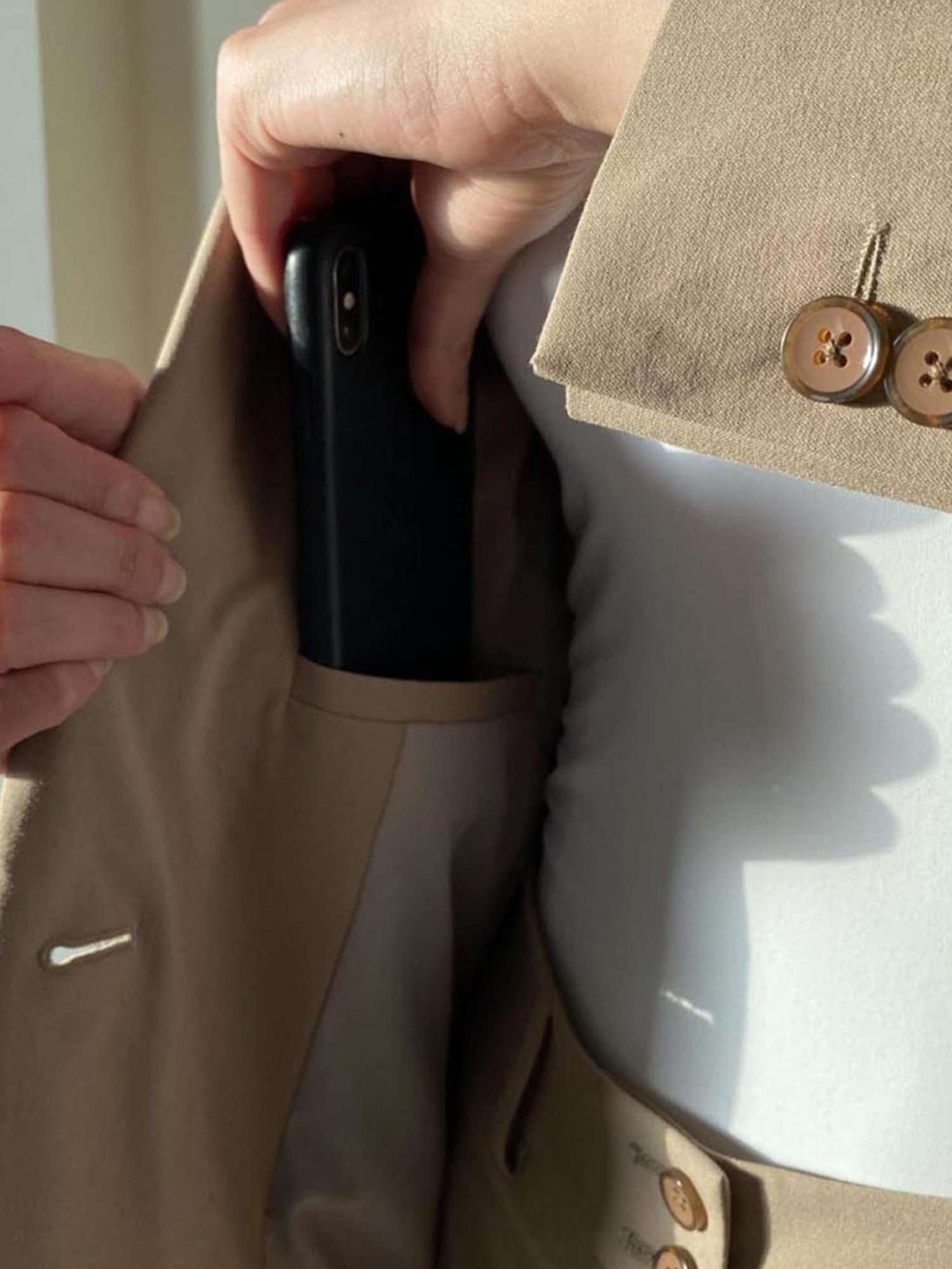 Qua Beige The Menaka Blazer