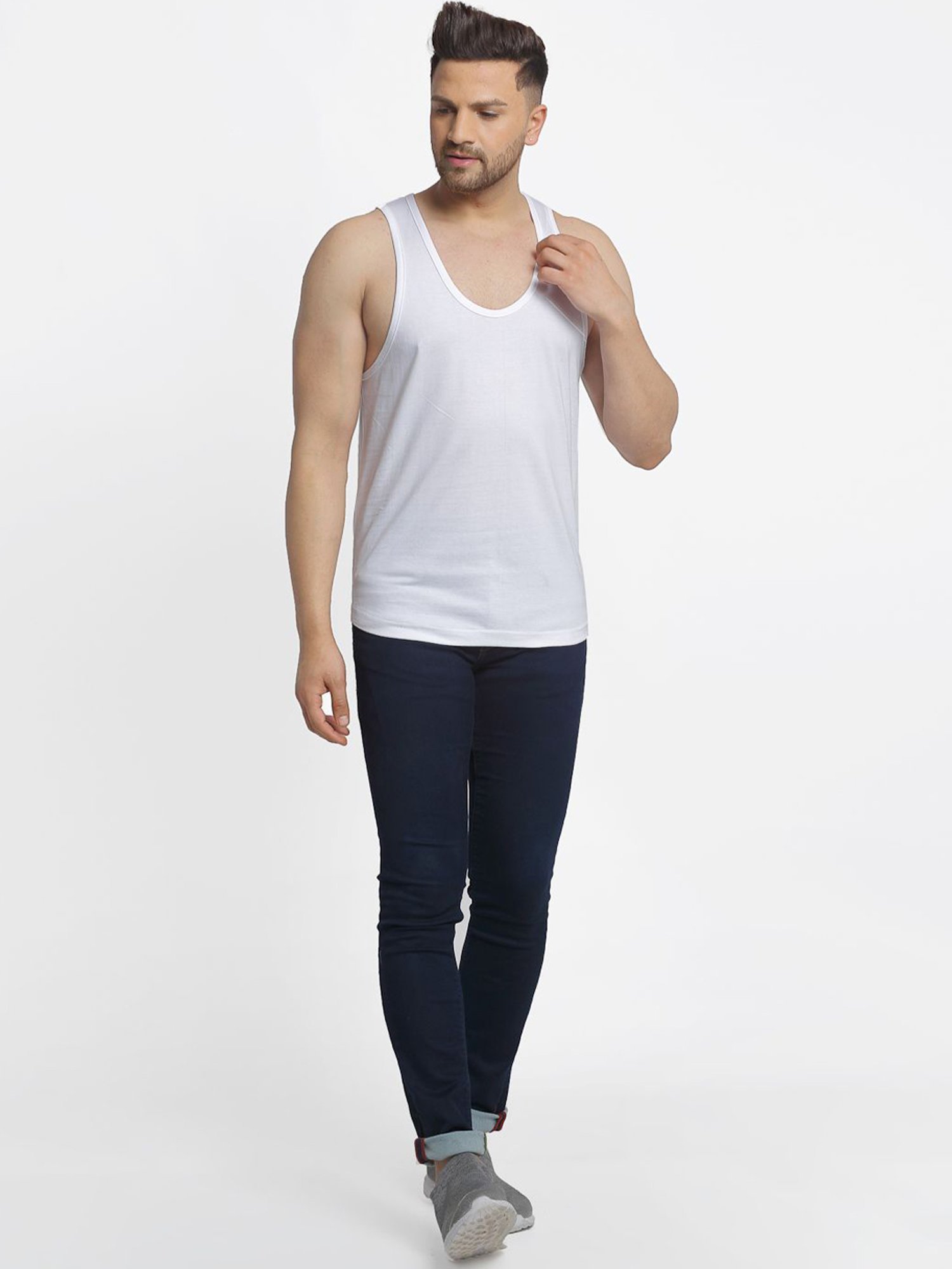 Friskers White Cotton Slim Fit Vest