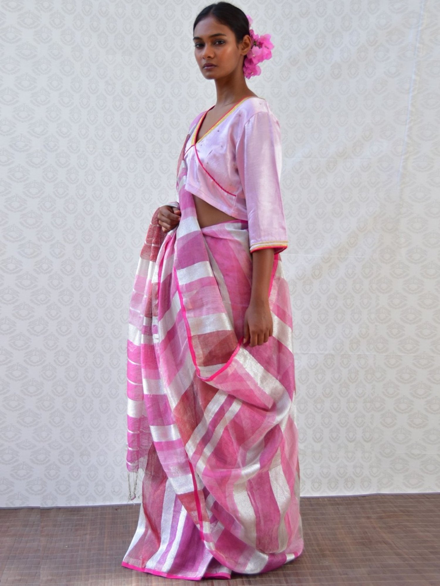 Chidiyaa Bougainvillea Pretty Pink Handwoven Linen Zari Saree