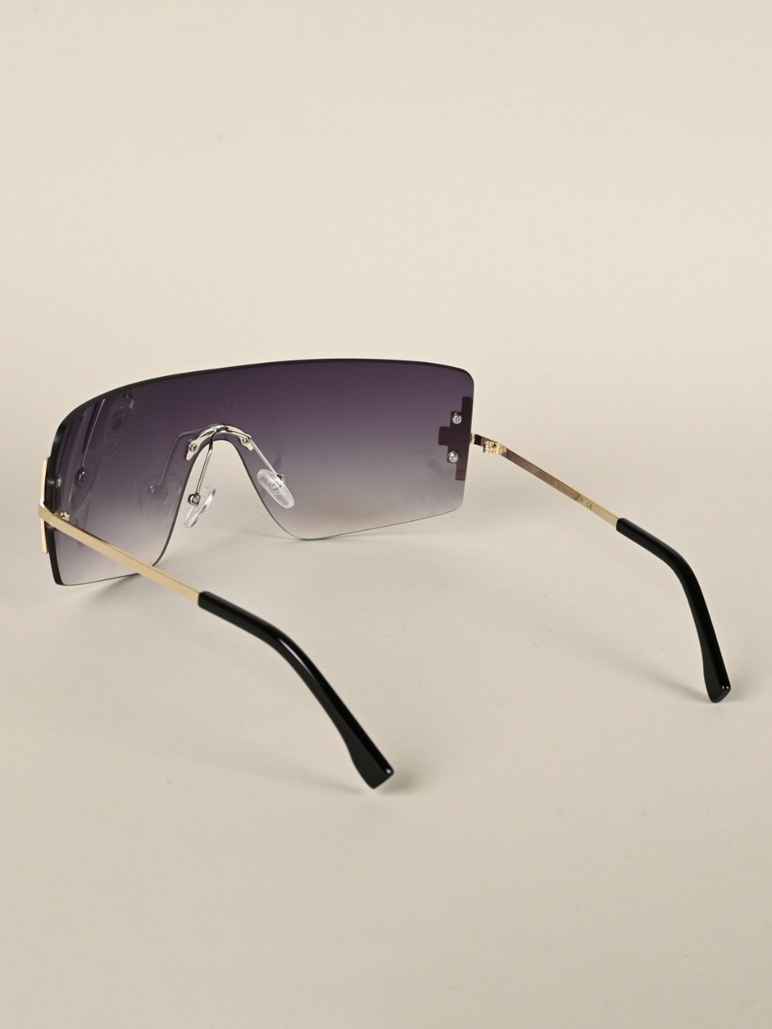 Voyage Black Wraparound UV Protection Unisex Sunglasses