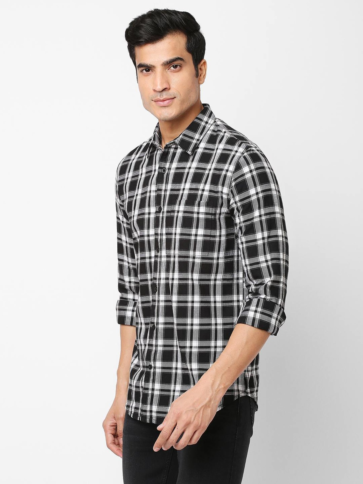 SOLEMIO Black & White Cotton Slim Fit Checks Shirt