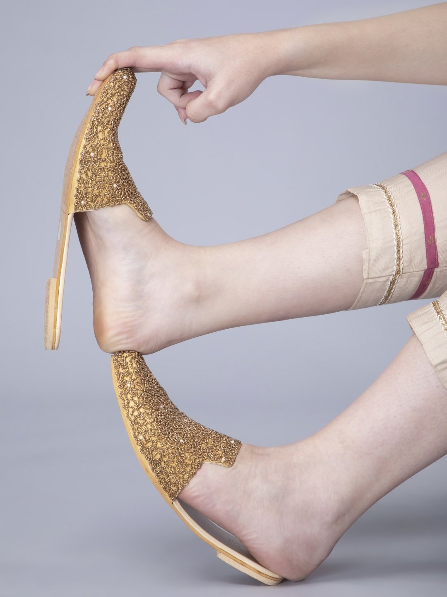 Glam Story Women's Gold Mule Shoes