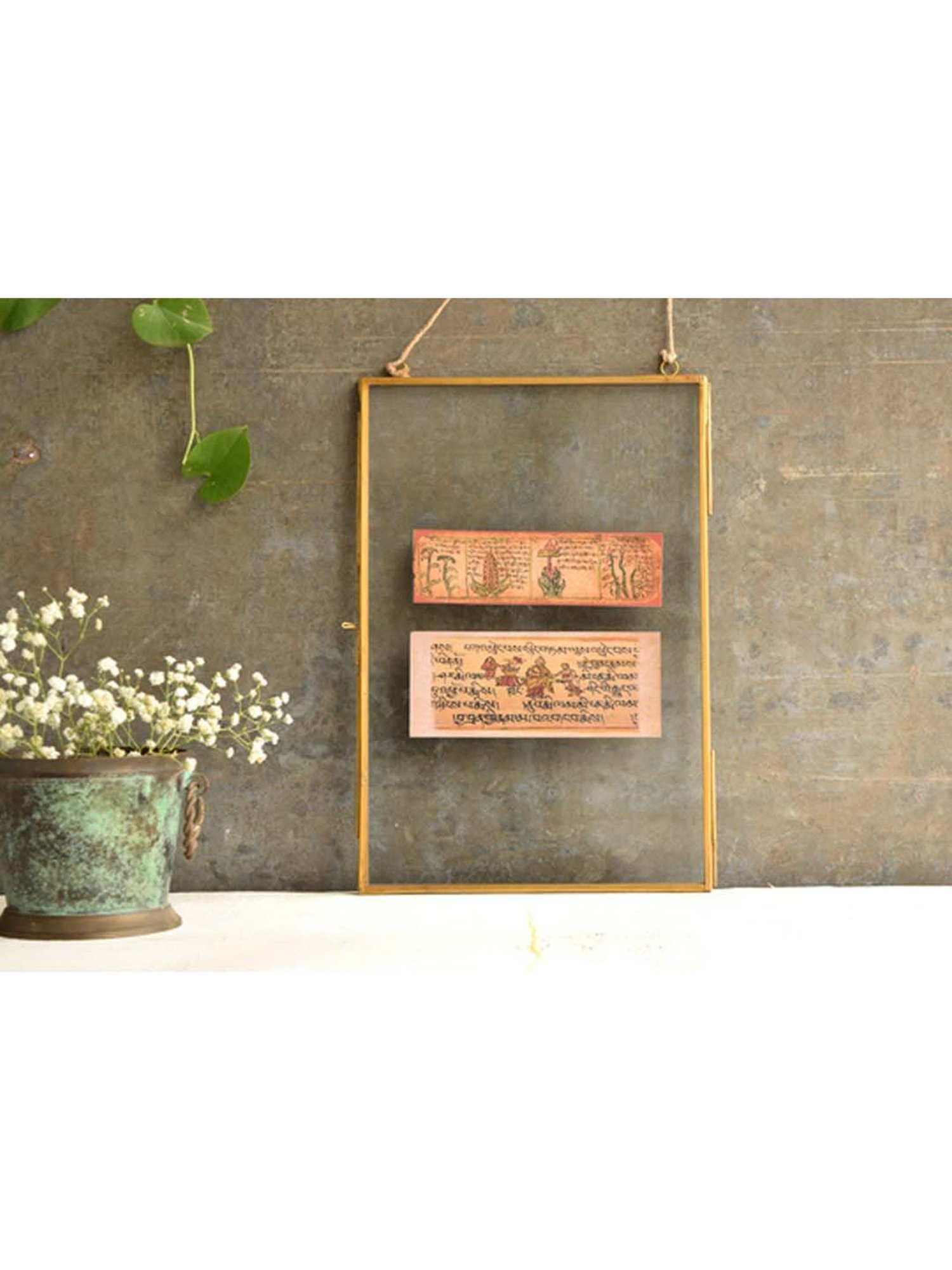 COPPRE Transparent & Golden Brass Monotone Photoframe - Set of 1