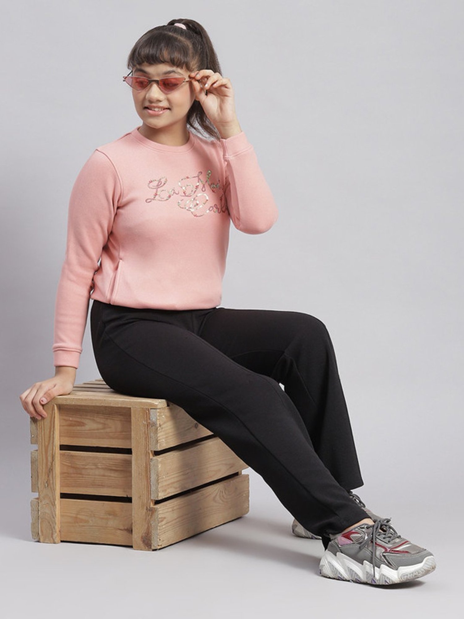 Monte Carlo Kids Pink Embellished Full Sleeves Sweatshirt