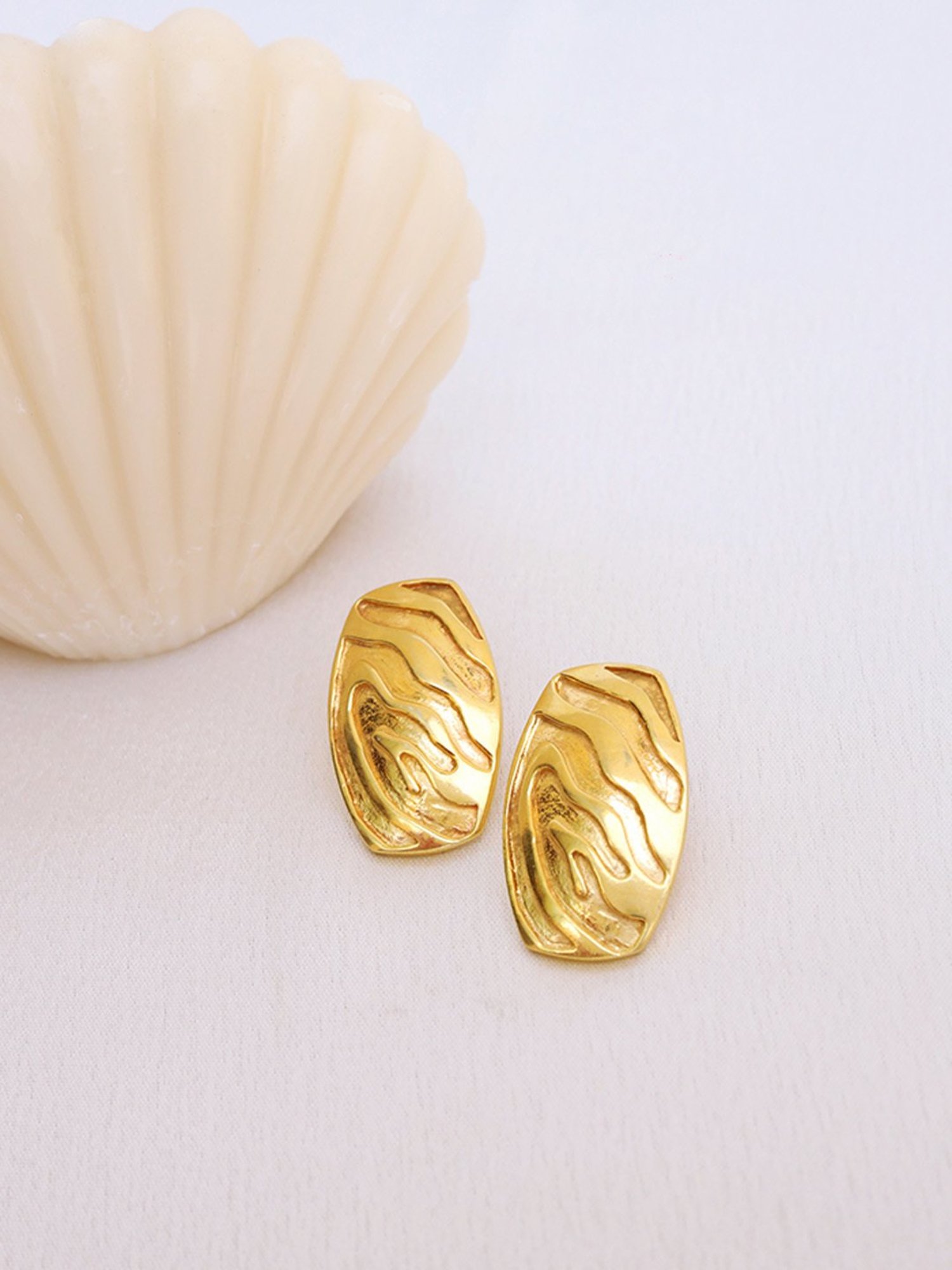 Perfectly Average Carved Stripe Studs