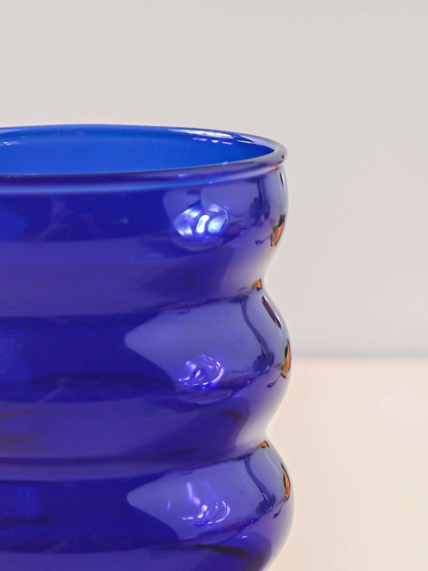 Nestasia premium quality blue borosilicate rippled puffy glass for serving drinks to guest(250 ml)