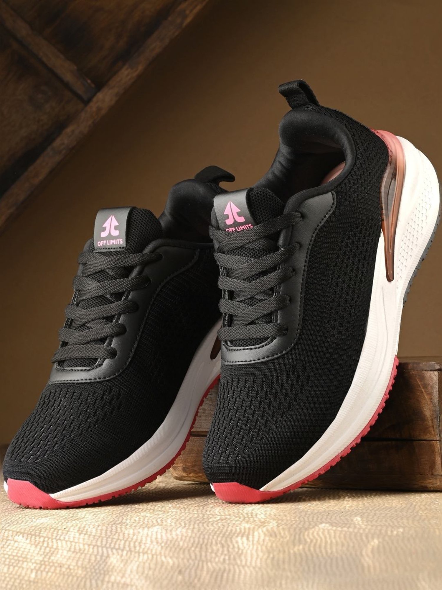 Off Limits Women's KAIRO W Black Running Shoes