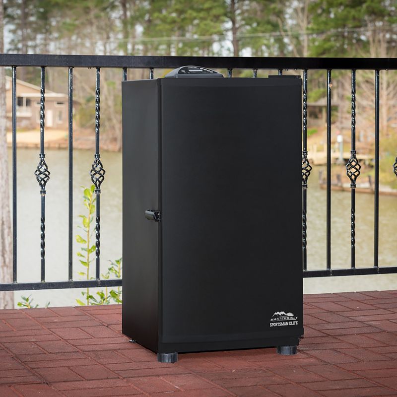 Masterbuilt 20071218 Adventure Series Outdoor Electric Freestanding BBQ Smoker with 711 Inches of Cooking Space, Black