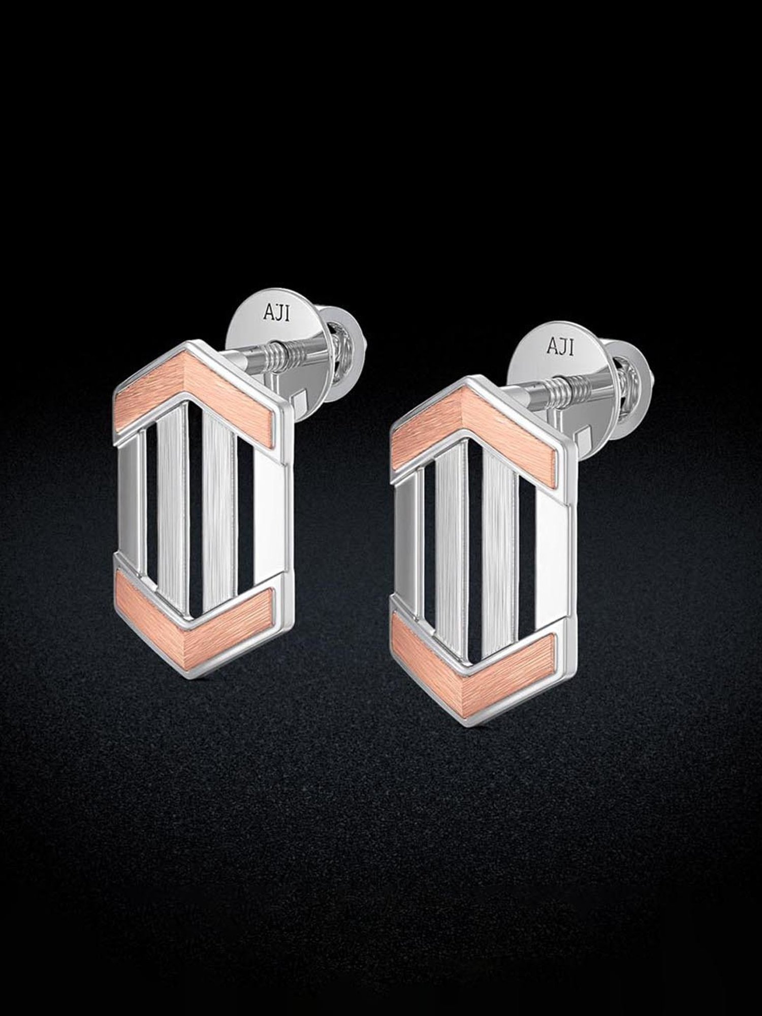 Joyalukkas 950 Platinum Trendy Hinged Earrings