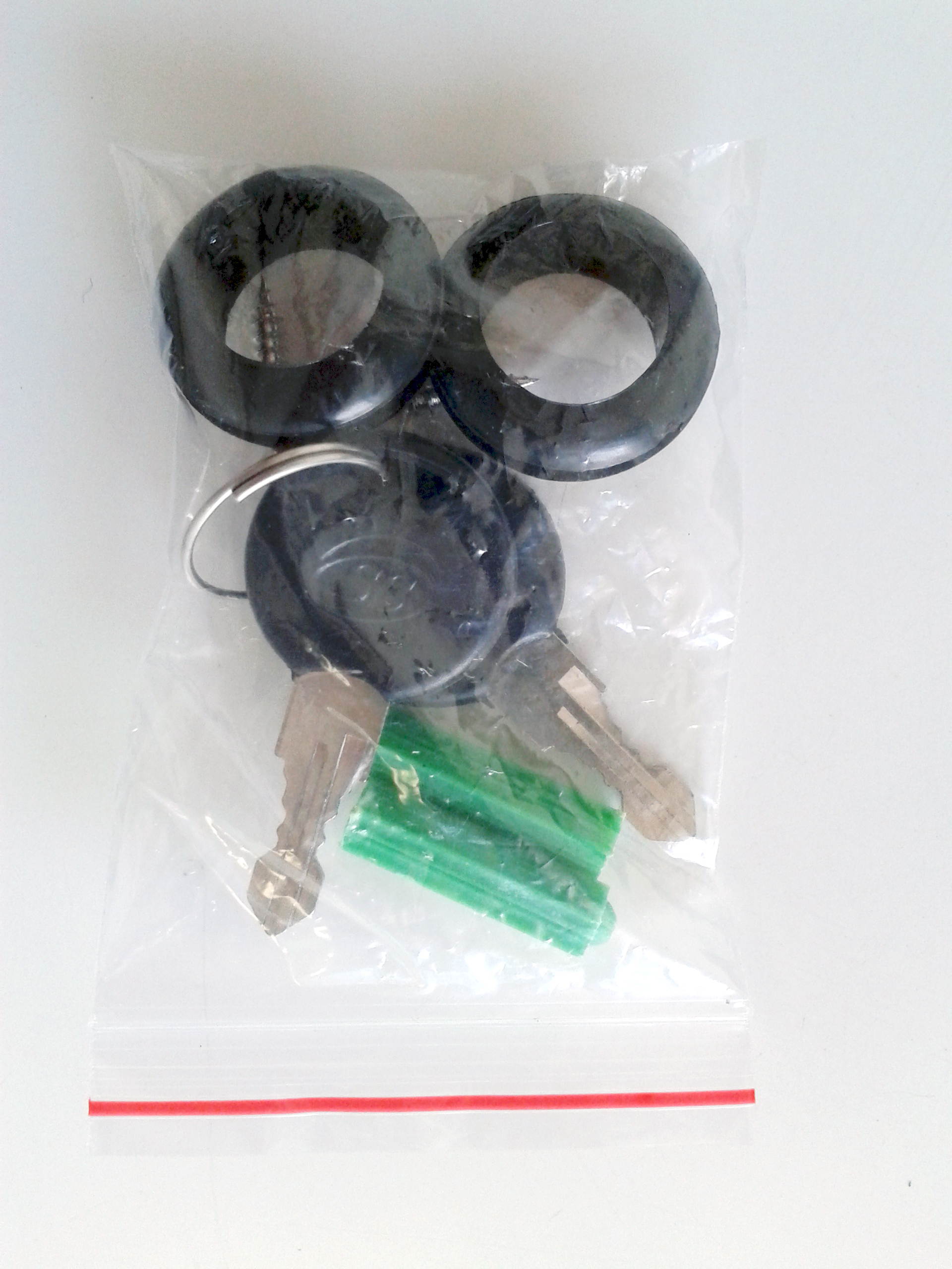 Smart Security Club 9ch CCTV Power Distributor Box Wall-Mount 5 Amp Compact