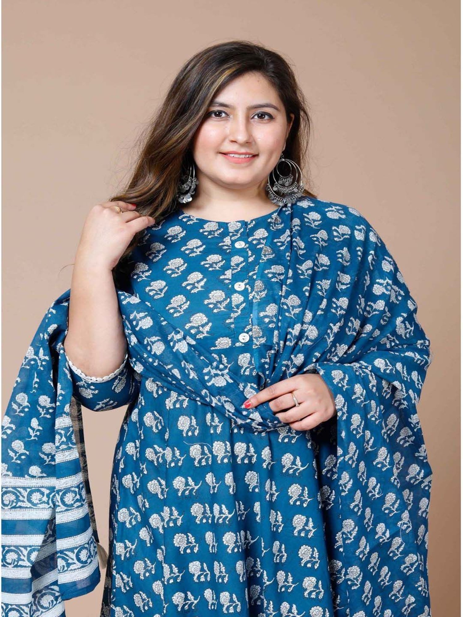 Miravan Blue & White Cotton Printed Kurta With Dupatta