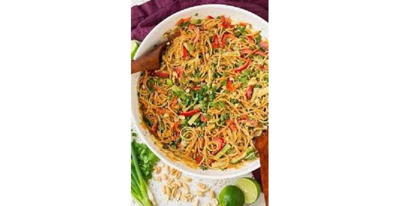 Thai Kitchen Thai Peanut Rice Noodles & Sauce Meal 9.77oz