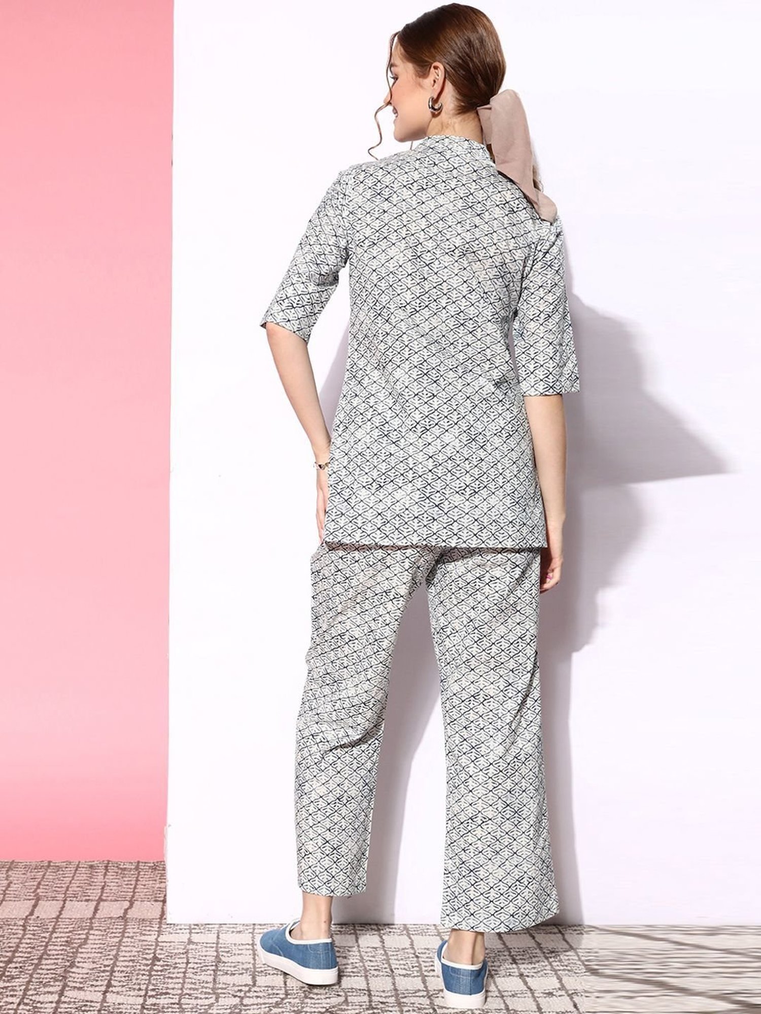 Prakrti Grey Cotton Printed Top Pant Set