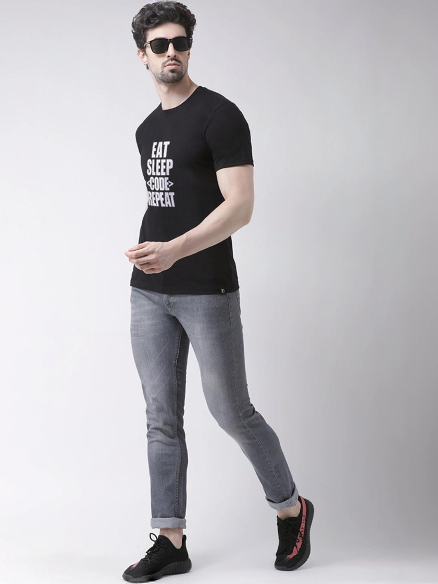 Friskers Black Cotton Slim Fit Printed T-Shirt