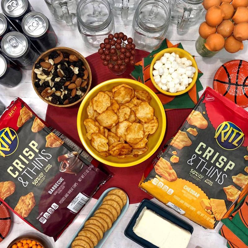 Ritz Crisp & Thins Salt & Vinegar Chips - 7.1oz