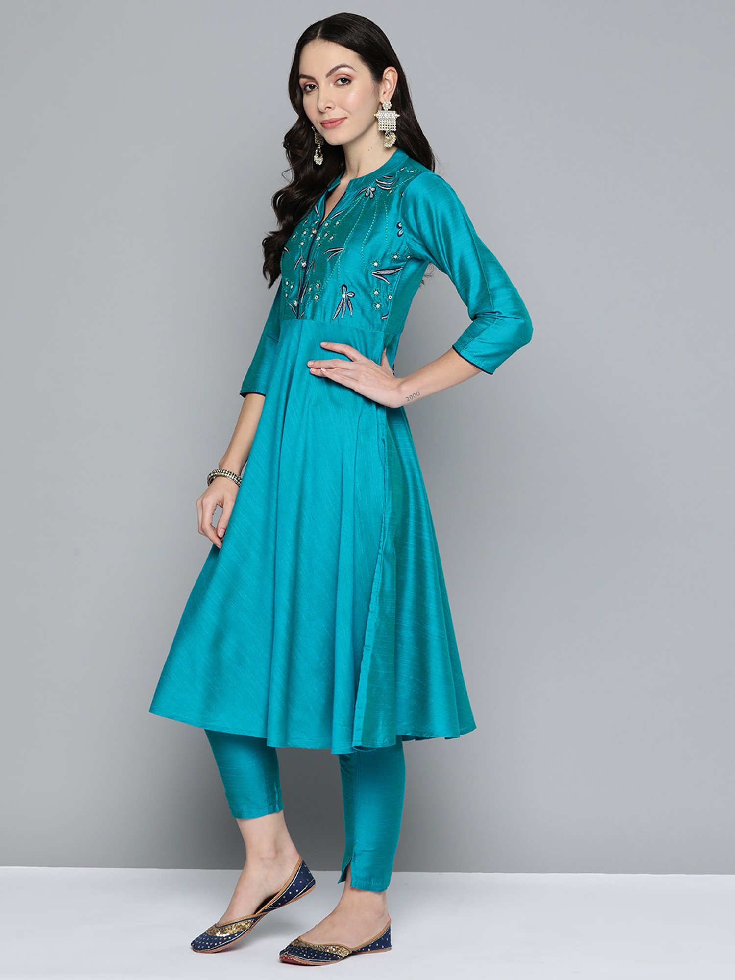 Jompers Blue Embroidered Kurta Pant Set With Dupatta
