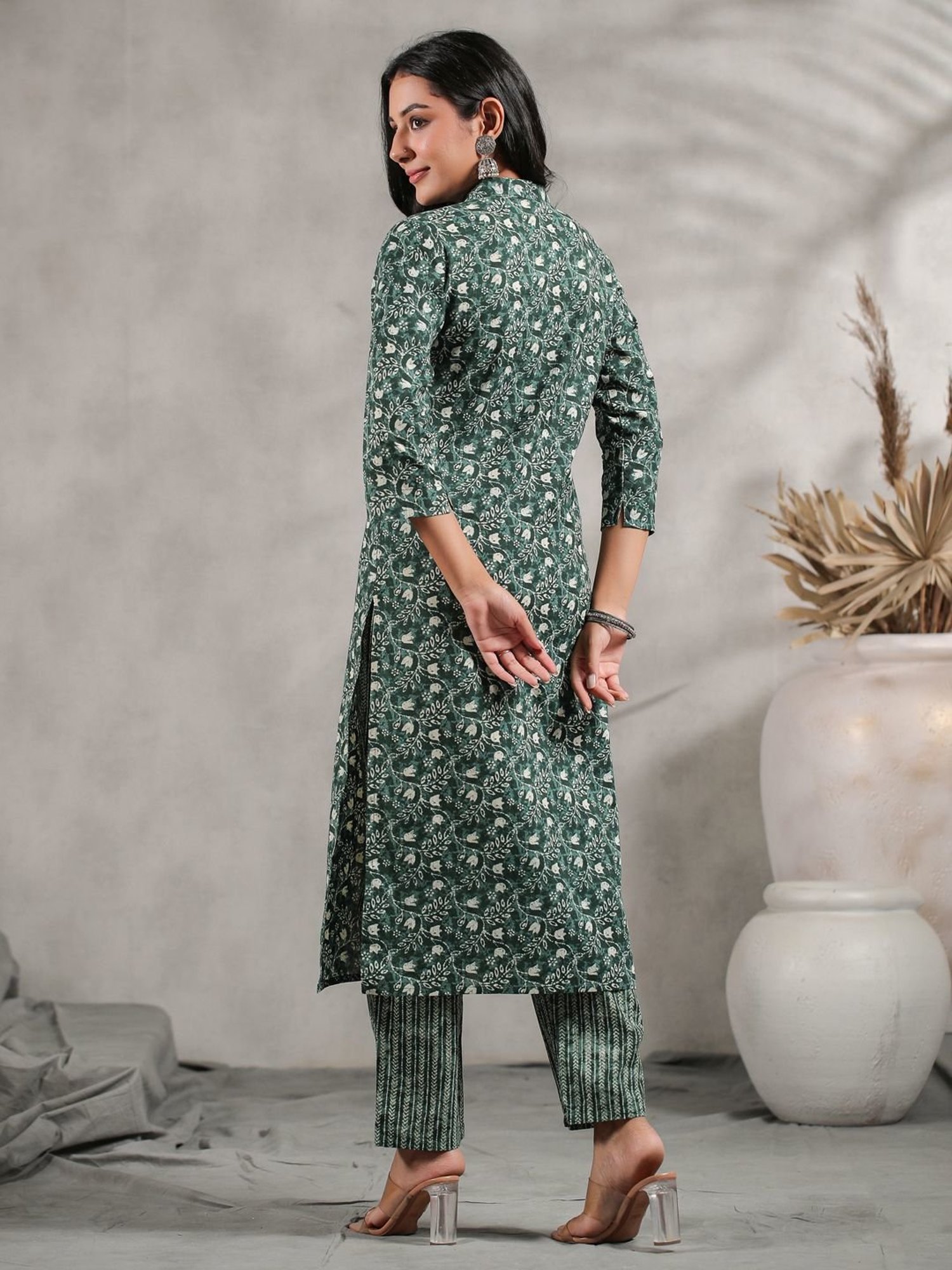 Anubhutee Green Cotton Floral Print Kurta Pant Set