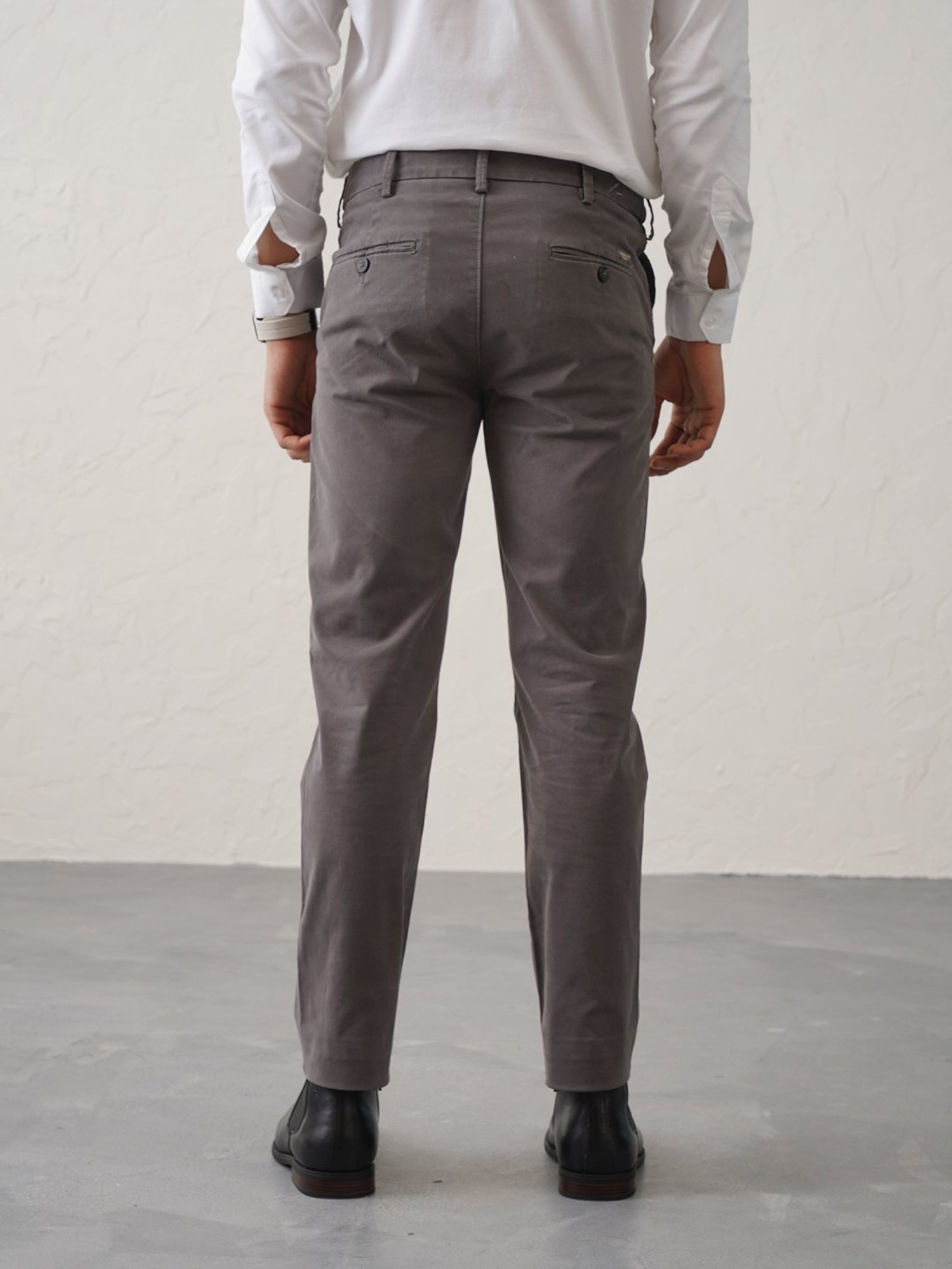 MinusOne Stone Grey Regular Fit Chinos