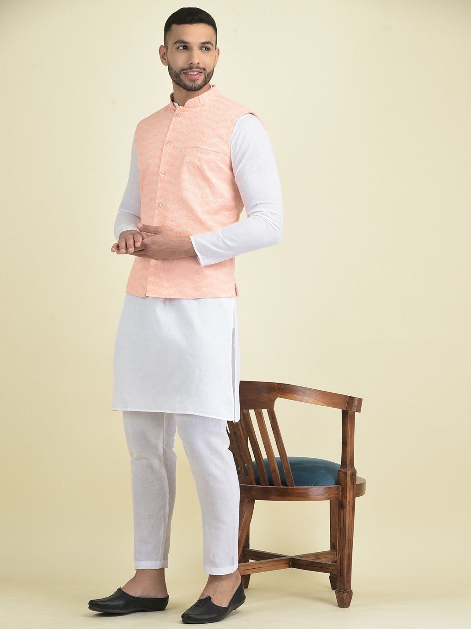 Deyann Peach & White Cotton Regular Fit Embroidered Kurta Set With Jacket