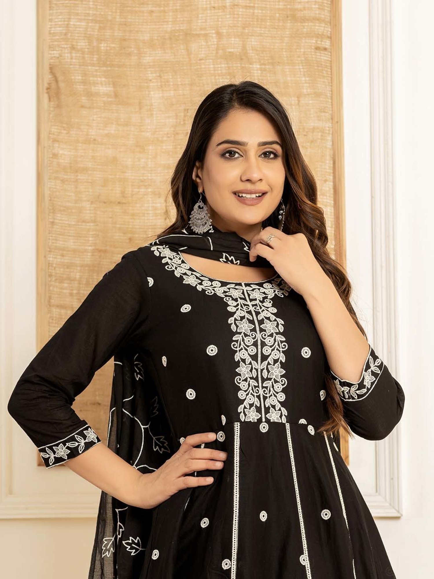 Yufta Black Cotton Embroidered Kurta Pant Set With Dupatta