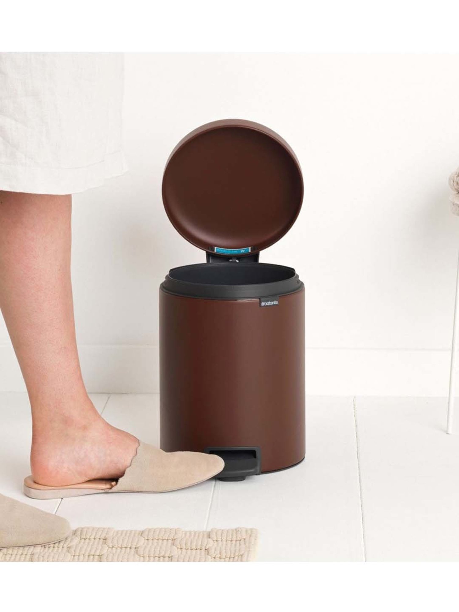 BRABANTIA NewIcon Brown Plastic Pedal Bin (5 L)