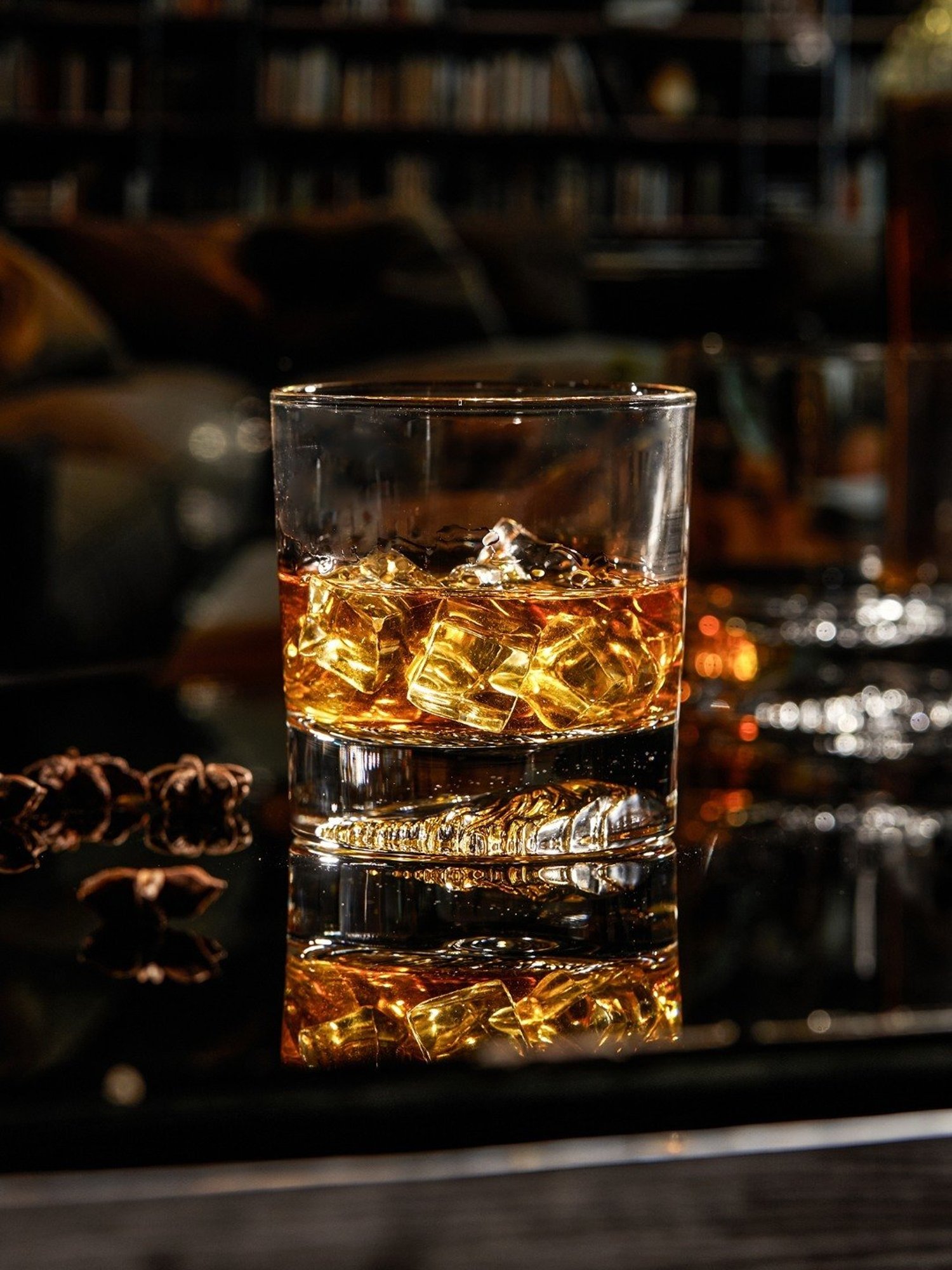 Trovea's Crystal Old Fashioned Transparent Glass Whiskey Glass - Set of 6