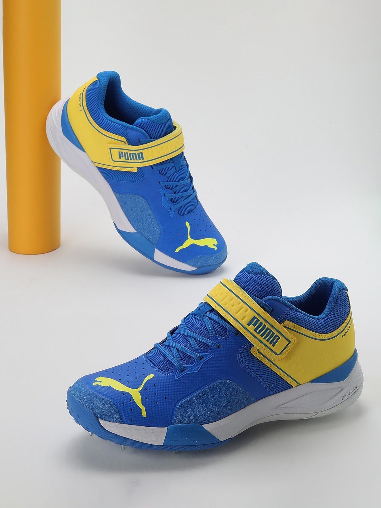 Puma Men's Bowling 22.1 Blue Cricket Shoes