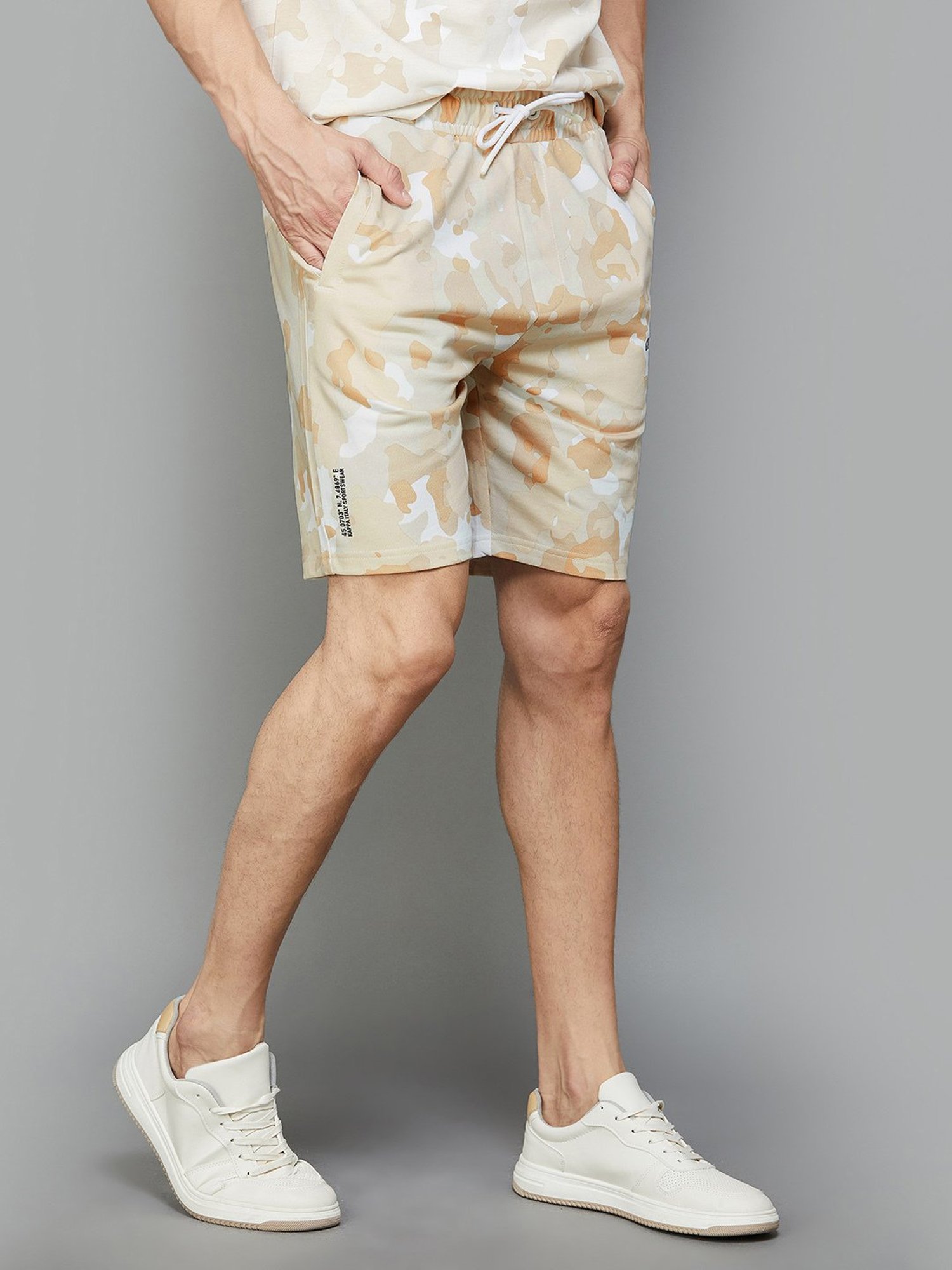 KAPPA Off White Regular Fit Printed Shorts