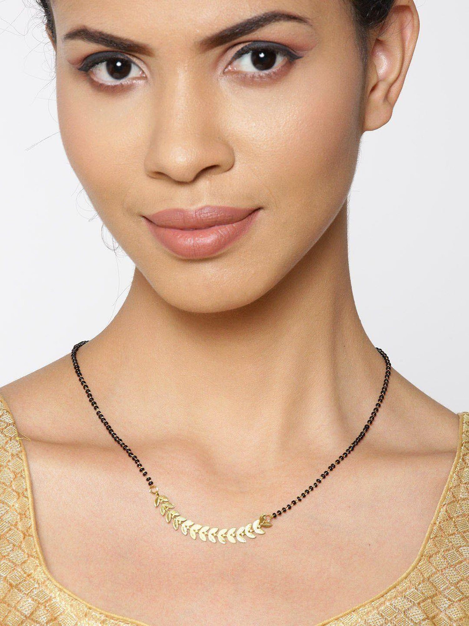 Priyaasi Leaf Golden Brass Mangalsutra