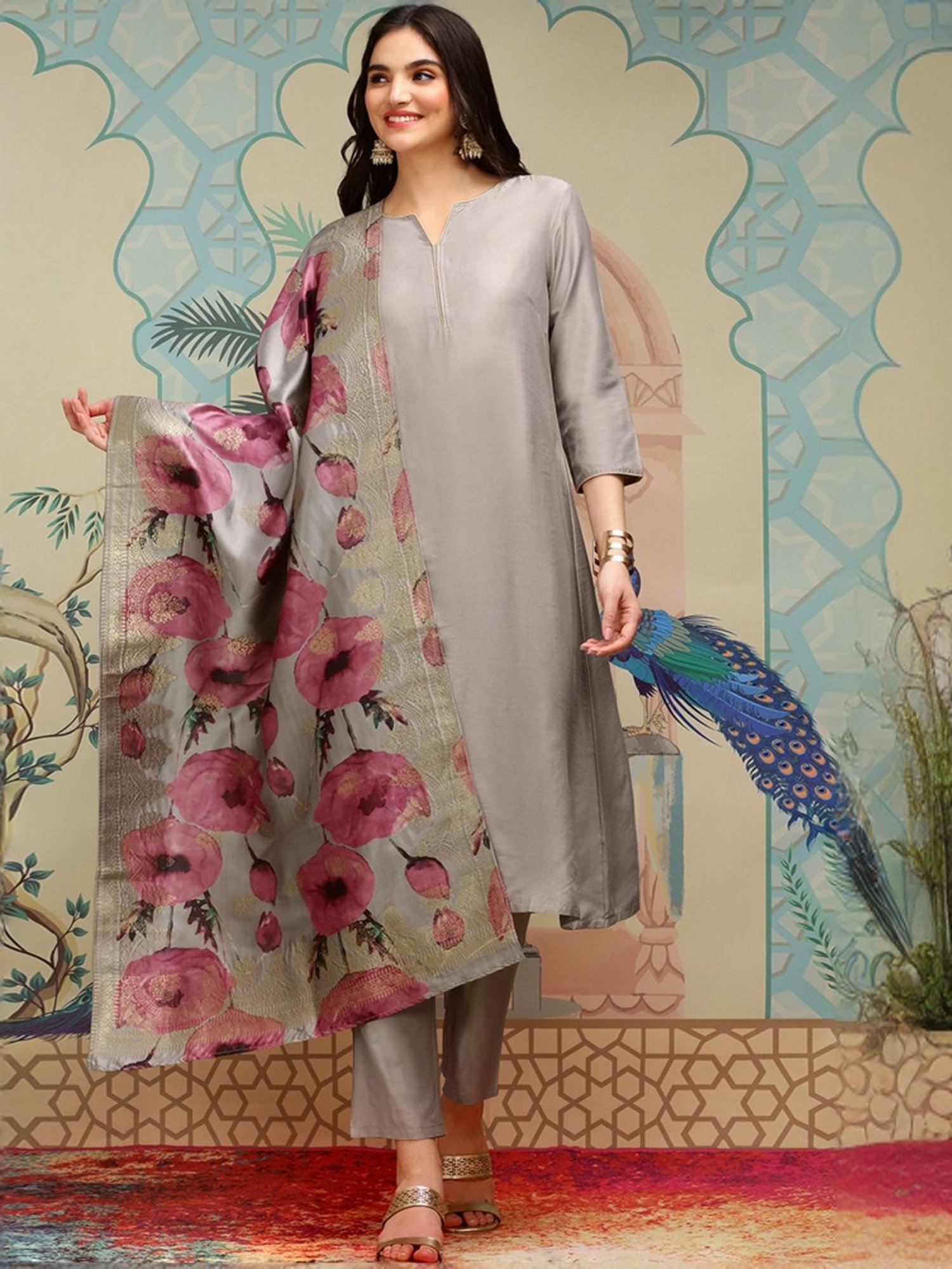 Ishin Grey Plain Kurta & Pants Set with Dupatta