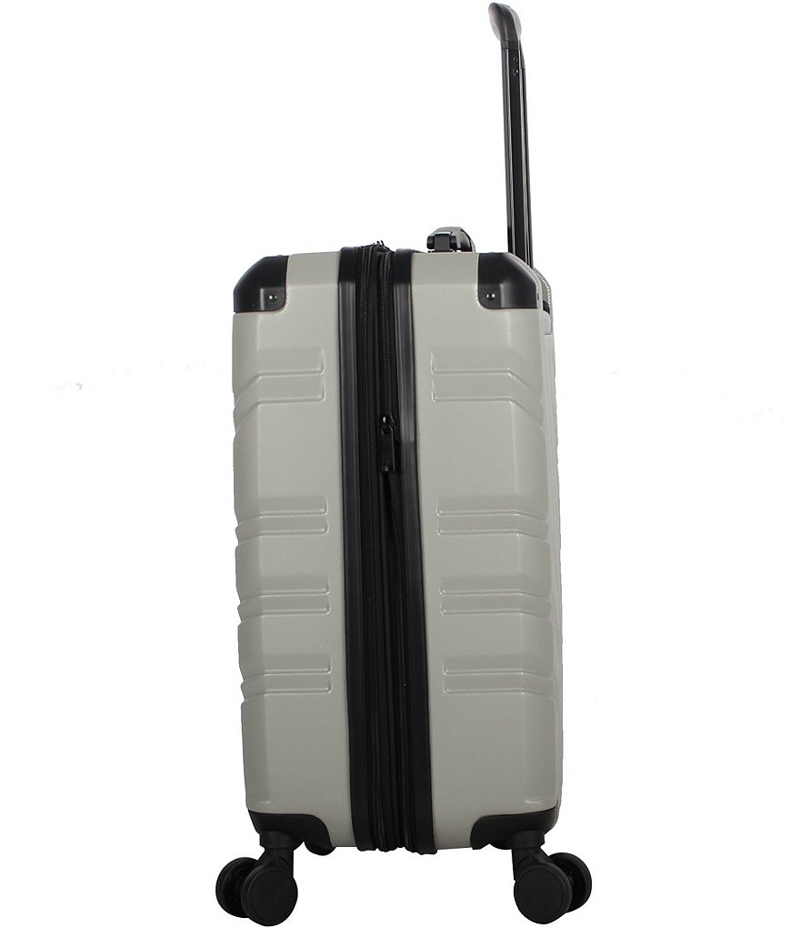 BCBG MAXAZRIA Crossway 20#double; Carry-On Hardside Spinner