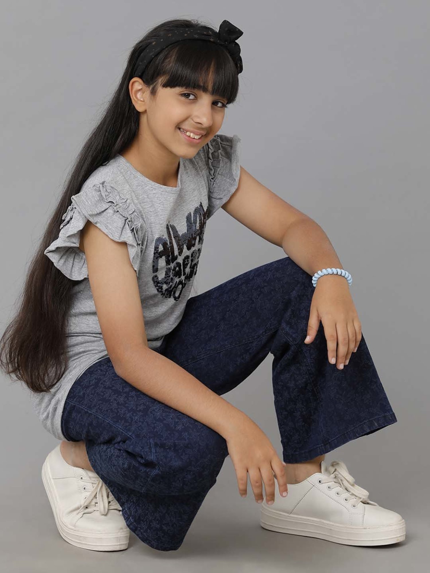 GJ baby Girls Blue Washed Jeans